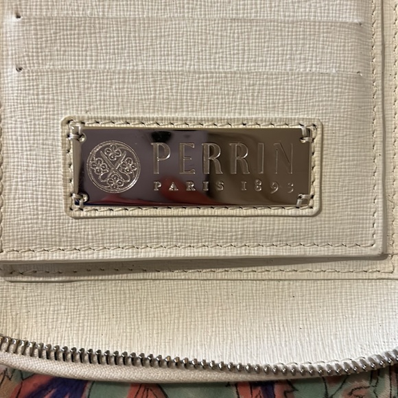Beautiful PERRIN statement peace wallet/clutch. Excellent condition. - Picture 5 of 7